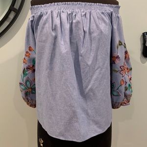 NWT Q&A from Stitch Fix off the shoulder light weight denim. size M